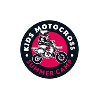 Kinder Motocross Sommercamp Logo Abzeichen Farbzeichen Illustration T-Shirt vektor
