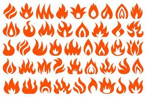 heiß Verbrennung rot Orange Feuer Satz. Sammlung von eben flammend Feuer Design Elemente. Flamme Illustration einstellen zum Logo, Symbol, Design Element zum Ihre Projekte. vektor