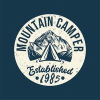 Logo Design Mountain Camper gegründet 1985 Vintage Illustration vektor