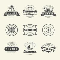 Sommer- Ferien Etiketten und Abzeichen retro Typografie Design Satz. vektor