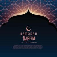 Ramadan kareem Festival Gruß mit Moschee Tür und islamisch Muster vektor