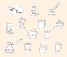 kaffe bryggning verktyg ritad för hand uppsättning. kaffe redskap, kaffe maskin, kopp, vattenkokare, kanna, bönor, och jord kaffe i en packa. isolerat element för Kafé, meny, och kaffe affär. vektor