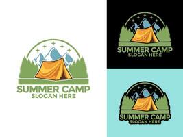 Camping und draussen Abenteuer retro Logo Design. großartig zum Hemden, Aufkleber, Logos und andere Verwendet vektor
