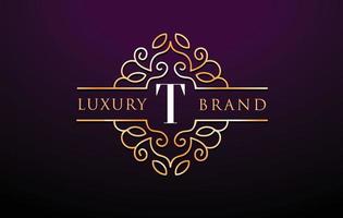 t bokstav logotyp luxury.royal monogram design vektor