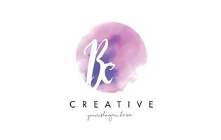 bc Aquarell Brief Logo Design mit lila Pinselstrich. vektor