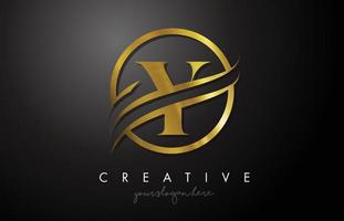 y goldenes Buchstaben-Logo-Design mit Kreis-Swoosh und goldener Metallstruktur vektor