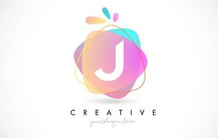 j Letter Logo-Design mit lebendigen bunten Spritzer abgerundeten Formen. rosa und blau orange abstraktes Design Brief Symbol Vektor. vektor
