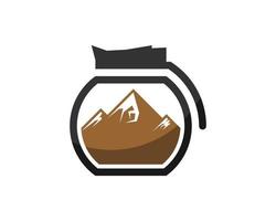 einfache Kaffeekanne mit braunem Berg im Inneren vektor