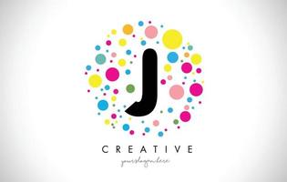 j bubble dots letter logotypdesign med kreativa färgglada bubblor. vektor