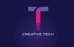 t Logo-Design mit Anfangsbuchstaben und digitalen Pixeln in blau-violetten Farben. vektor
