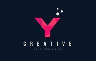 y-Brief-Logo mit lila Low-Poly-Rosa-Dreiecken-Konzept vektor