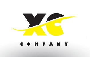 xc xc schwarz-gelbes Buchstabenlogo mit Swoosh. vektor