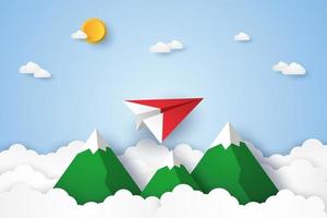 origami-flugzeug fliegt in den himmel, berg, papierkunststil