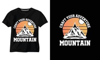 Gestalten Sie Ihr Abenteuer-Berg-T-Shirt-Design vektor