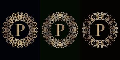Sammlung von Logo-Initialen p mit luxuriösem Mandala-Ornamentrahmen vektor
