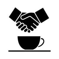 erfolgreicher geschäftsabschluss, partnersymbol. Kaffee treffen. erfolgreiches Geschäftsessen. Kaffeepause. Händedruck und heißes Getränk. Silhouettensymbol. negativer Raum. vektor isolierte illustration