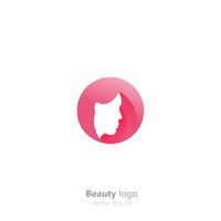 Logo för skönhetssalonger, frisörer, stylister. Kvinna med färgad hårgradientlogotyp. Vektor platt illustration
