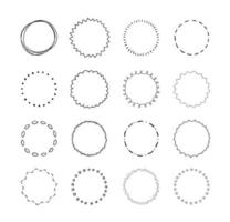handritad cirkel linje skiss set. doodle designelement. olika cirklar märke för ram, burst kant. vektor illustration.