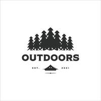 Pinien Baum Logo Vintage Vektor Illustration Vorlage Icon Design. Outdoor-Logo für Camping-Abenteuer