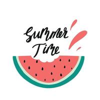 Sommer-Schriftzug. sommerbeschriftung mit einer scheibe wassermelone. Sommerzeit. vektor