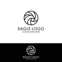 Adler-Logo. Hawk-Emblem-Design, das für Ihr Unternehmen bearbeitet werden kann. Vektor-Illustration. vektor
