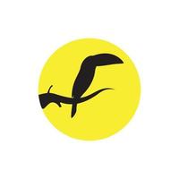 Silhouette Vogel Tukan mit Sonnenuntergang Logo Design Vektorgrafik Symbol Symbol Illustration kreative Idee vektor