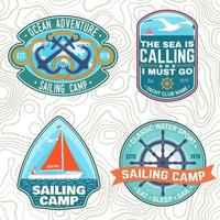 Set Sommer-Segelcamp-Patches. Vektor. konzept für hemd, stempel oder t-stück. Vintage-Typografie-Design mit Seeankern, Handrad, Segelboot und Seilknoten-Silhouette. Ozean-Abenteuer. vektor