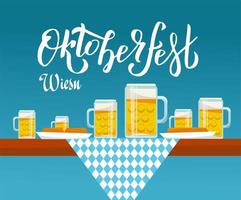 platt vektor illustration sidovy på oktoberfest bord med rutig duk, öl muggar och tallrikar med mellanmål - korv, kringlor. oktoberfest wiesn handskriven bokstäver logotyp