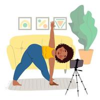 flickan tar onlinekurser på telefonen, gör yoga. begreppet stanna hemma. vektor