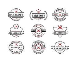 vintage retro emblem für grill barbeque grill bbq mit gekreuzter gabel und feuer flamme logo emblem design symbolsatz von vintage retro für grill barbeque grill bbq gekreuzte gabel und feuer flamme logo vektor