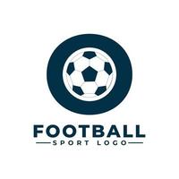 bokstaven o med fotbollslogotypdesign. vektor designmallelement för sportlag eller företagsidentitet.