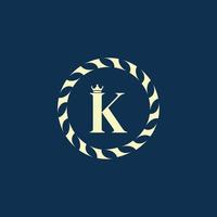 vintage insignier retro etikett märke bokstav k kalligrafisk elegant linjekonst logotyp monogram designelement för affärsskylt, identitet, kafé eller hotell vektorillustration vektor