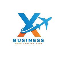 Buchstabe x mit Flugzeug-Logo-Design. geeignet für tour und reise, start up, logistik, geschäftslogovorlage vektor