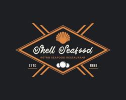 klassisches Vintage-Retro-Label-Abzeichen für Meeresfrüchte Muschel Perle Auster Jakobsmuschel Auster Herzmuschel Muschel Logo Restaurant Design Inspiration vektor