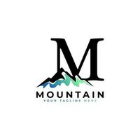 första bokstaven m bergslogotyp. utforska berget äventyr symbol företag logotyp mall element. vektor