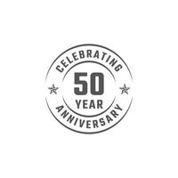 50-jähriges Jubiläumsfeier-Emblem-Abzeichen mit grauer Farbe für Feierlichkeiten, Hochzeiten, Grußkarten und Einladungen isoliert auf weißem Hintergrund vektor