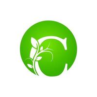 buchstabe c wellness-logo. grünes Blumenalphabet-Logo mit Blättern. verwendbar für Firmen-, Mode-, Kosmetik-, Wellness-, Wissenschafts-, Gesundheits-, Medizin- und Naturlogos. vektor