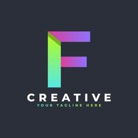 kreatives anfangsbuchstabe f-logo. grüne und lila geometrische form. verwendbar für Geschäfts- und Markenlogos. flaches Vektor-Logo-Design-Vorlagenelement. vektor