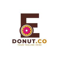 anfangsbuchstabe e süßes donut-logo-design. Logo für Cafés, Restaurants, Cafés, Catering. vektor