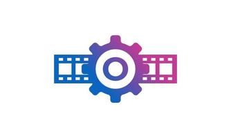 anfangsbuchstabe o zahnrad mit rollenstreifen filmstreifen für film film kino produktionsstudio logo inspiration vektor