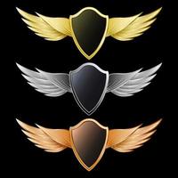 set guld, silver och brons sköld med vingar realistiska emblem isolerade vektor