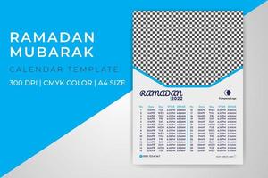 ramadan mubarak kalender 2022 utskrivbar malldesign a4-storlek vektor gratis nedladdning