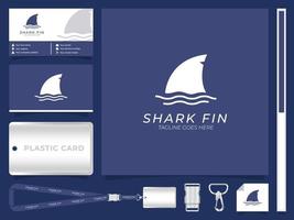 Haifischflossen-Monogramm-Logo mit Geschäftsbriefpapier-Vorlage des Unternehmens vektor