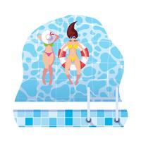 Mädchen mit Badeanzug und Bademeister schwimmen im Wasser