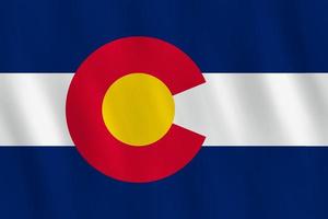 Colorado amerikanska statens flagga med viftande effekt, officiell proportion. vektor