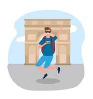 Männlicher Tourist, der vor Arc de Triomphe springt vektor