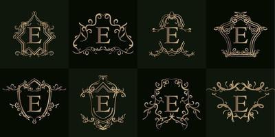 samling av logotyp initial e med lyxig prydnad eller blomram vektor