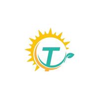 buchstabe t symbol logo mit blatt kombiniert mit sonnenscheindesign vektor