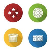 kasino platt design lång skugga glyph ikoner set. lucky seven, bingo, kasinochip, spelkortsfärger. vektor siluett illustration