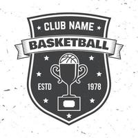 basketsportklubbmärke. vektor illustration. koncept för skjorta, stämpel eller tee. vintage typografi design med utmärkelse kopp och basket boll siluett.